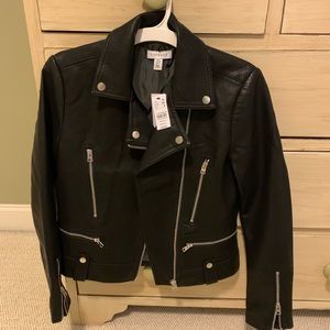 Black leather jacket. Size 6. NWT. TOPSHOP